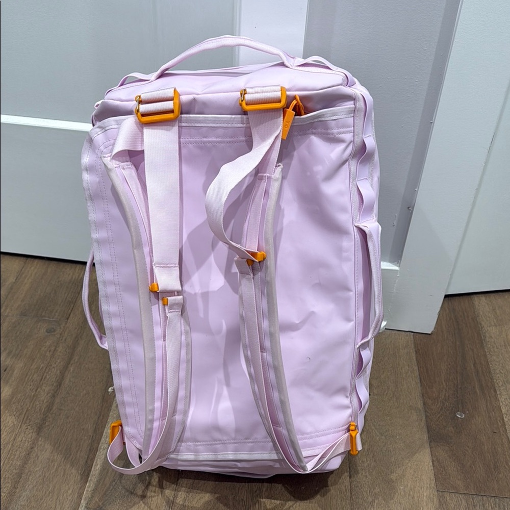 Baboon to the Moon Go-Bag 40L in the color Helio
